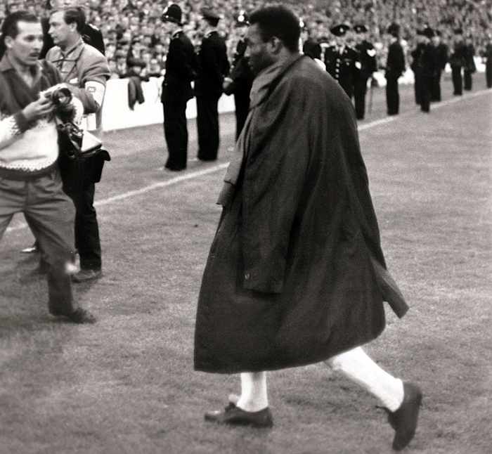 1966-pele-overcoat.jpg